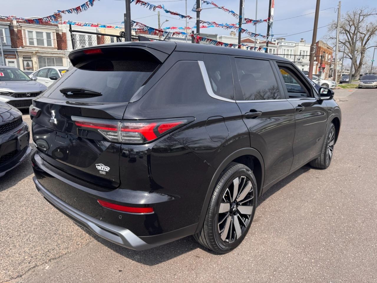 Mitsubishi Outlander SE 2WD 2025