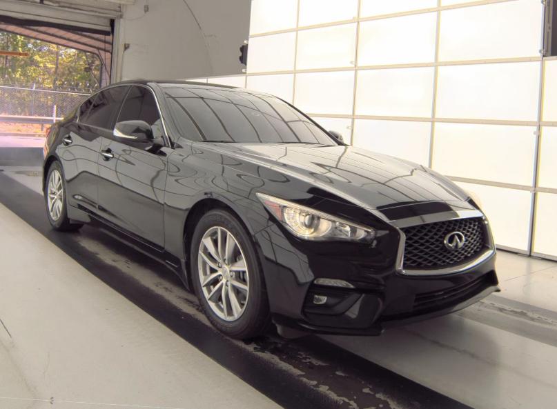 Infiniti Q50 3.0t PURE RWD 2021