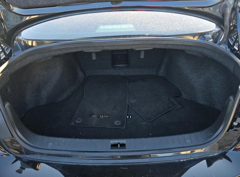 Infiniti Q50 3.0t PURE RWD 2021