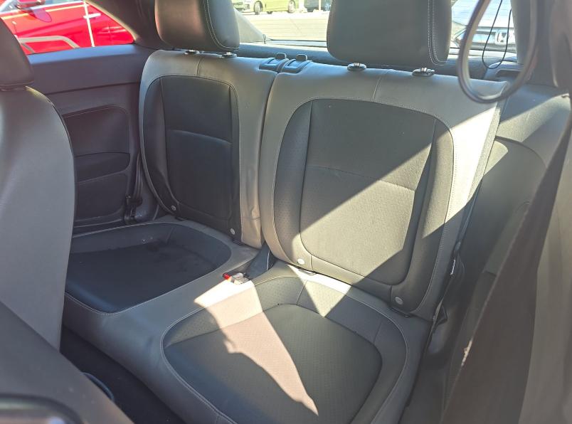 Volkswagen Beetle 1.8T 6A Fleet 2015