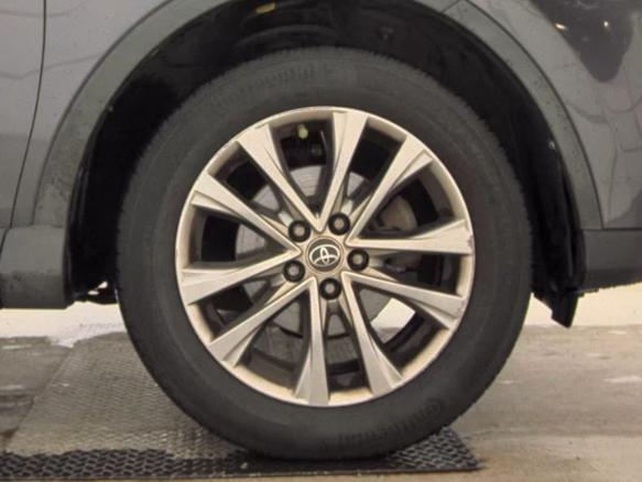 Toyota RAV4 AWD 4dr Limited (Natl) 2018