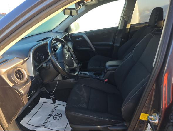 Toyota RAV4 FWD 4dr XLE (Natl) 2018