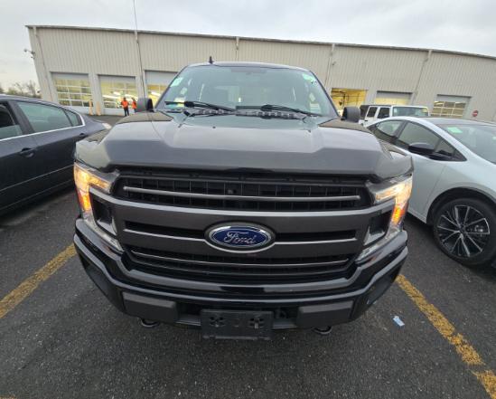 Ford F-150 4WD SuperCab 163" XLT w/Mid-Box Prep 2018