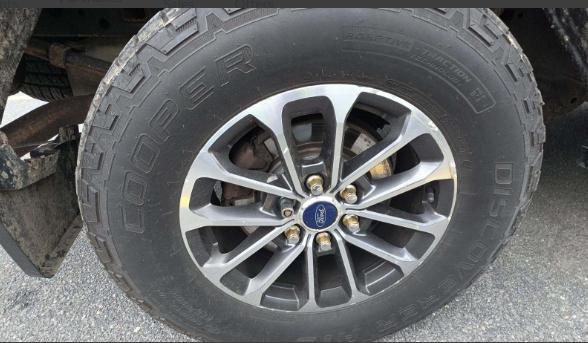 Ford F-150 4WD SuperCab 163" XLT w/Mid-Box Prep 2018