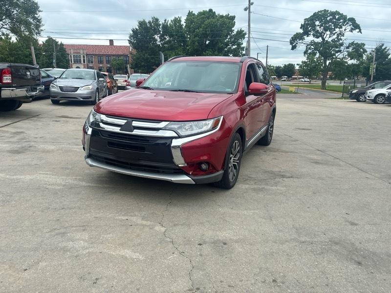 Mitsubishi Outlander SE 2WD 2016