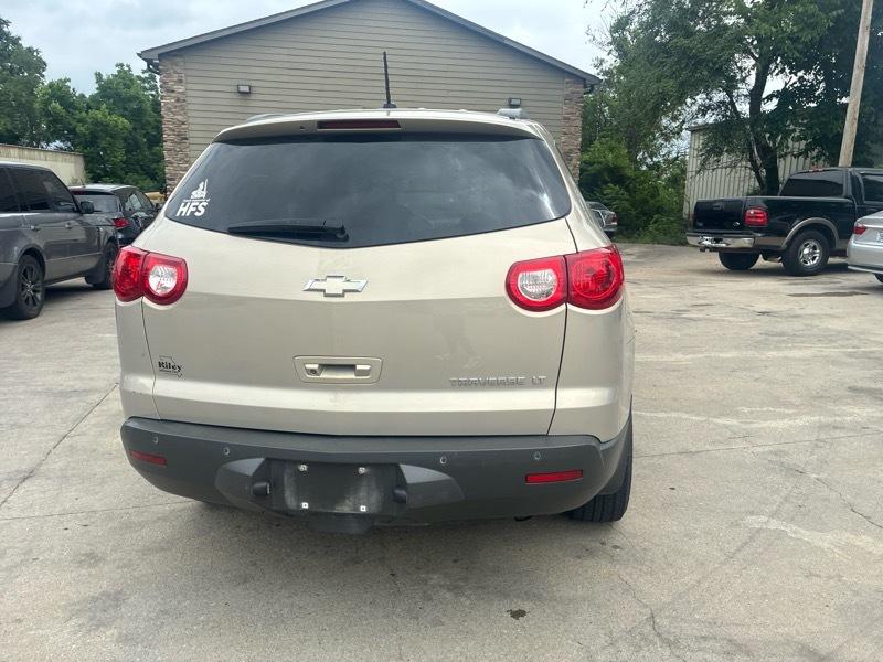 Chevrolet Traverse LT1 FWD 2010