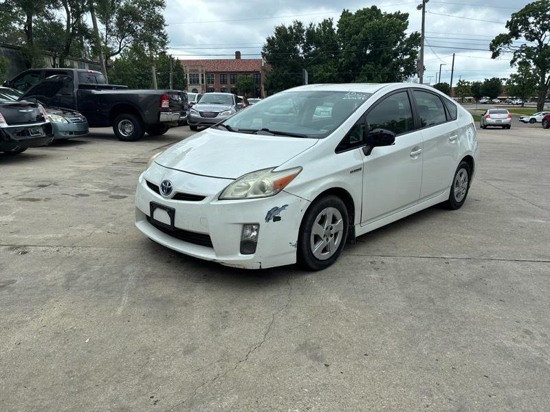 Toyota Prius Prius V 2010