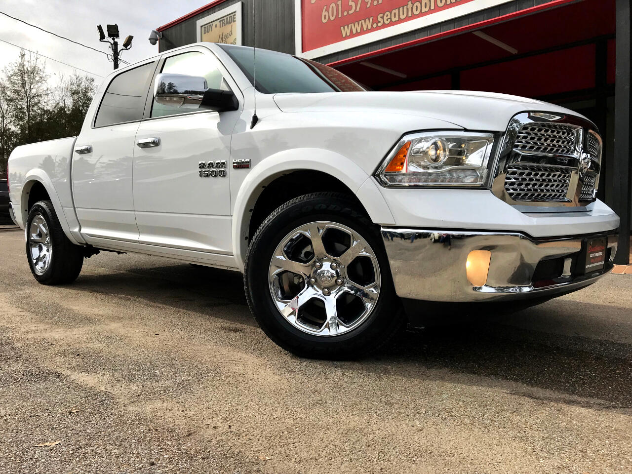Southeastern Auto Brokers >> Used 2017 RAM 1500 Laramie Crew Cab SWB 4WD for Sale in ... Southeastern Auto Brokers >> Used 2017 RAM 1500 Laramie Crew Cab SWB 4WD for Sale in ...