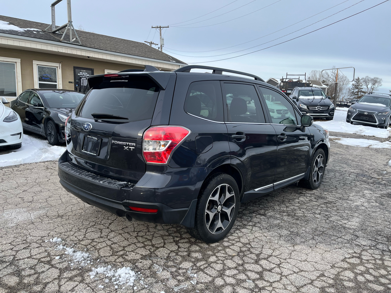 Subaru Forester  2016