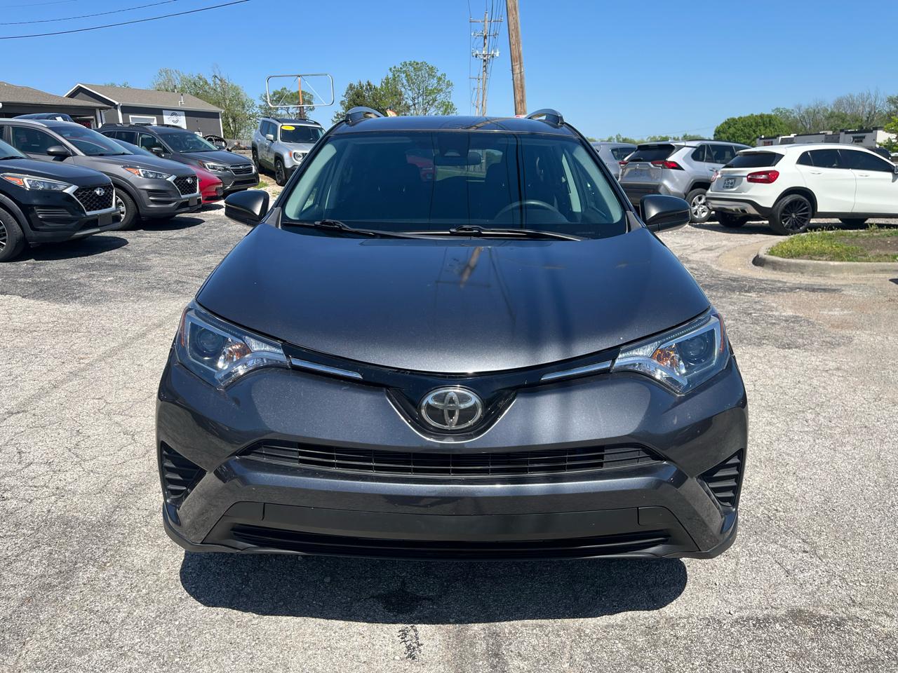 Toyota RAV4 LE 2018