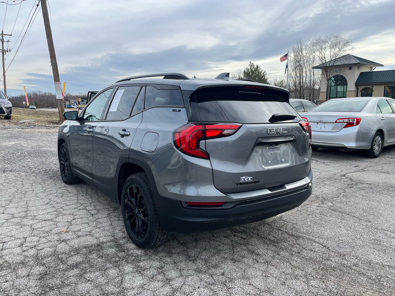 GMC Terrain FWD 4dr SLE 2020