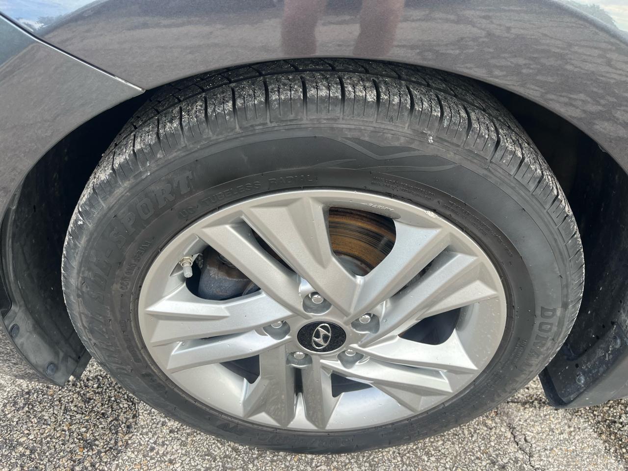 Hyundai Elantra SEL 2020