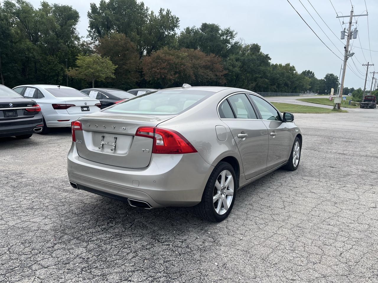 Volvo S60  2016