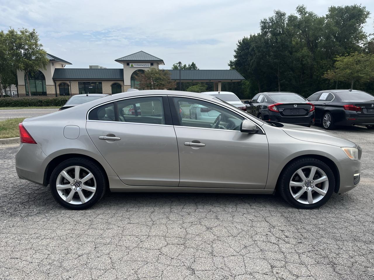 Volvo S60  2016