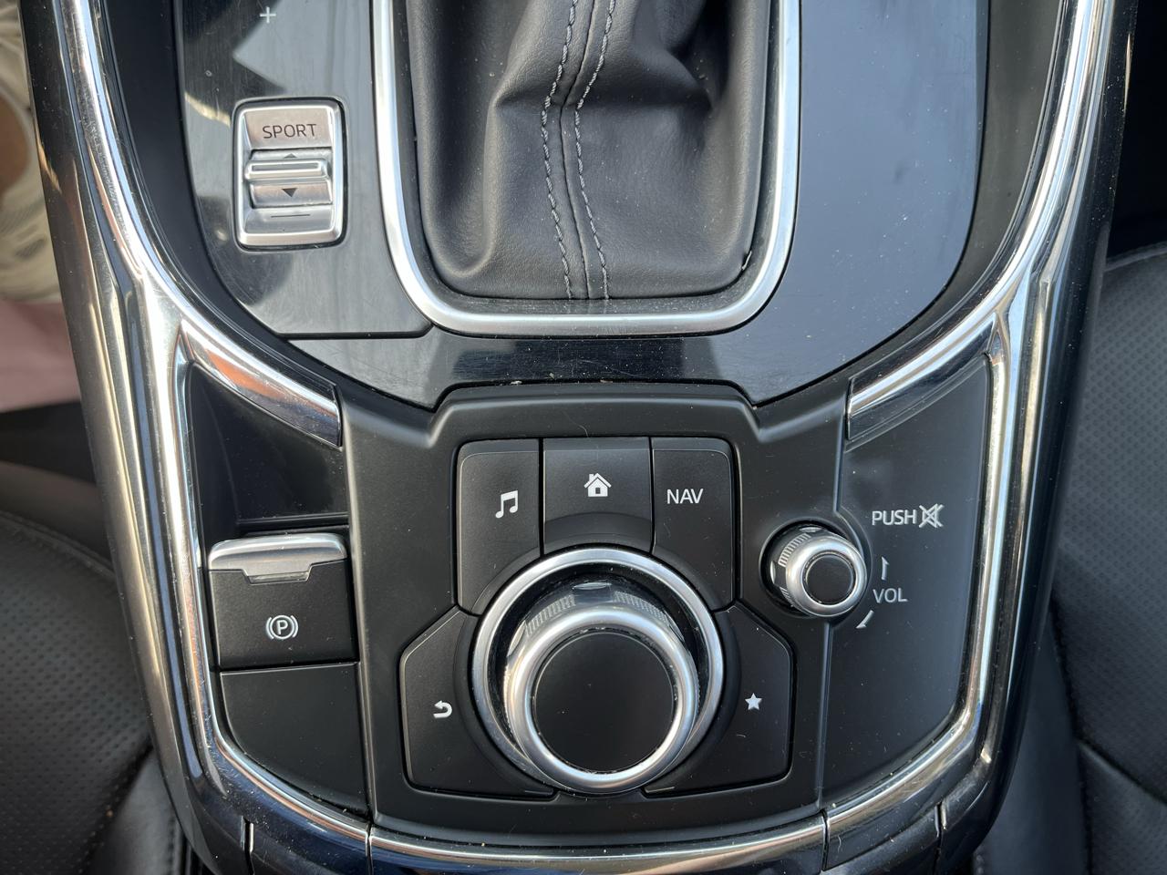 Mazda CX-9 Touring 2018