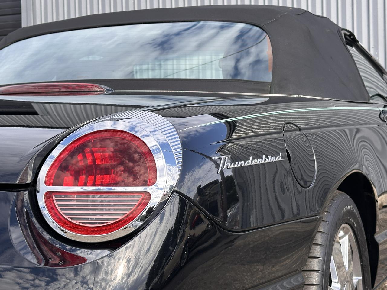 Ford Thunderbird 2dr Conv w/Hardtop Premium 2002