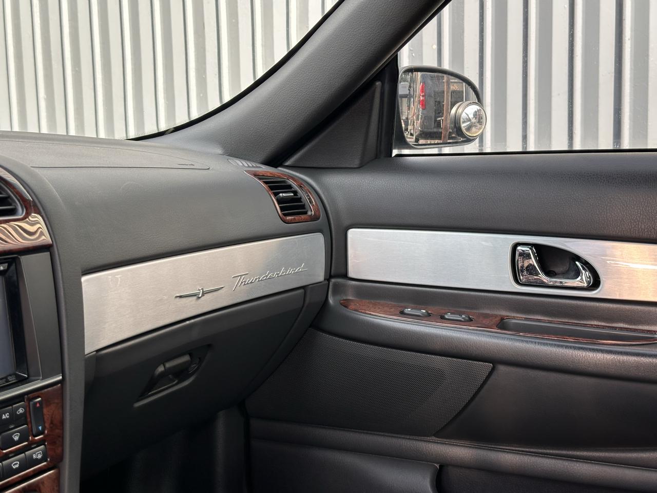 Ford Thunderbird 2dr Conv w/Hardtop Premium 2002