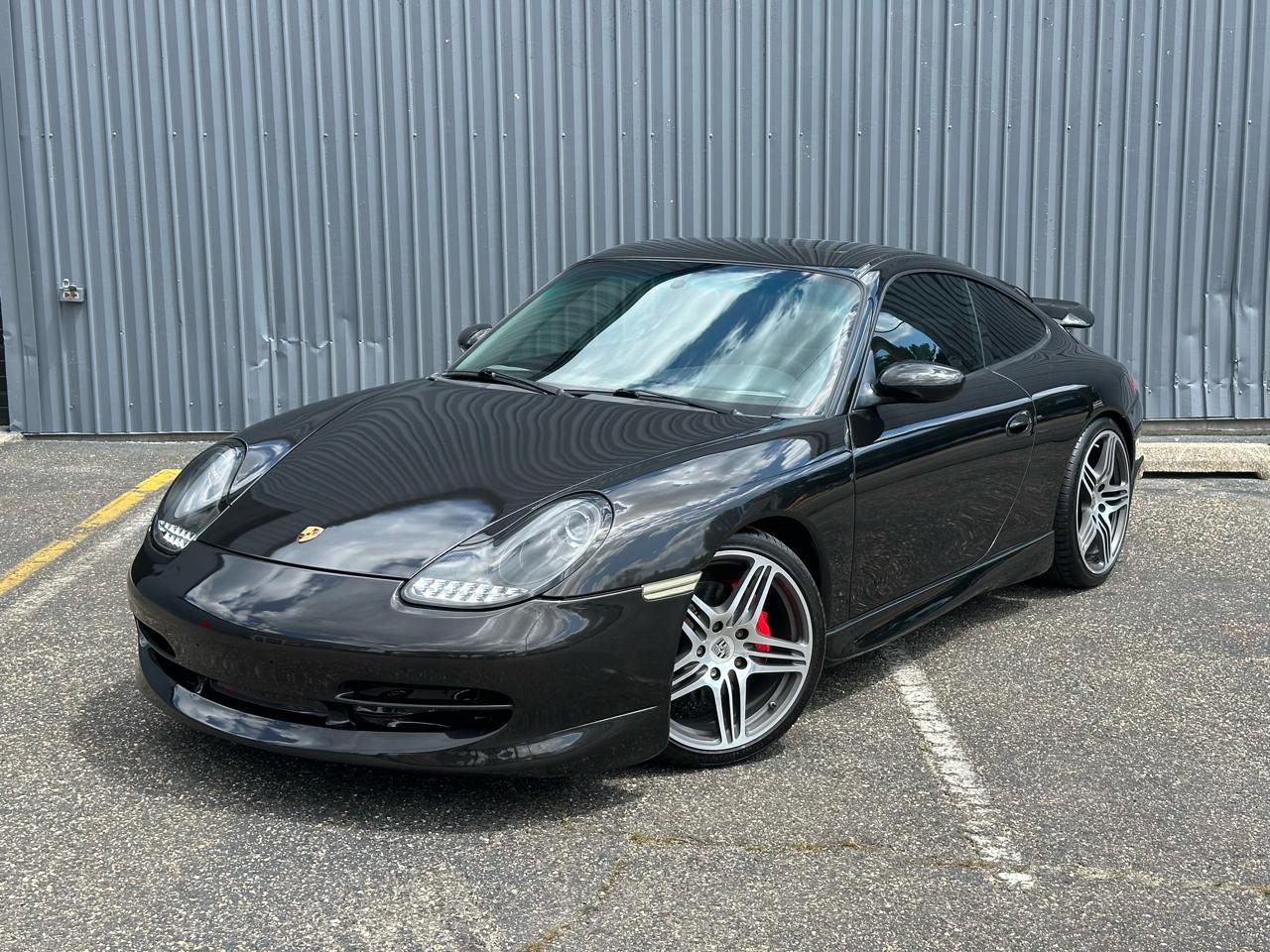Porsche 911 Carrera 2dr Carrera 4 Cpe 6-Spd Manual 2001