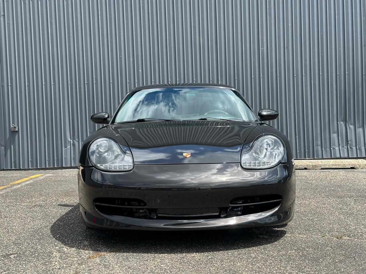 Porsche 911 Carrera 2dr Carrera 4 Cpe 6-Spd Manual 2001