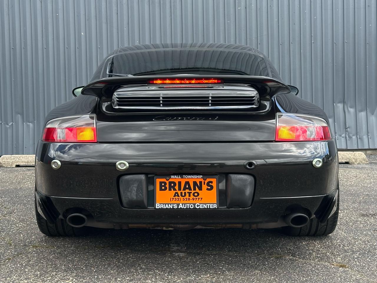 Porsche 911 Carrera 2dr Carrera 4 Cpe 6-Spd Manual 2001