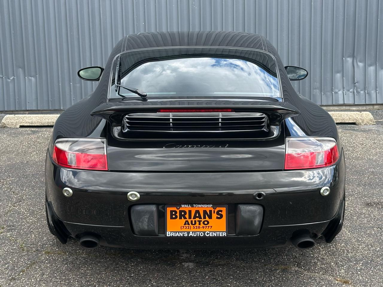 Porsche 911 Carrera 2dr Carrera 4 Cpe 6-Spd Manual 2001