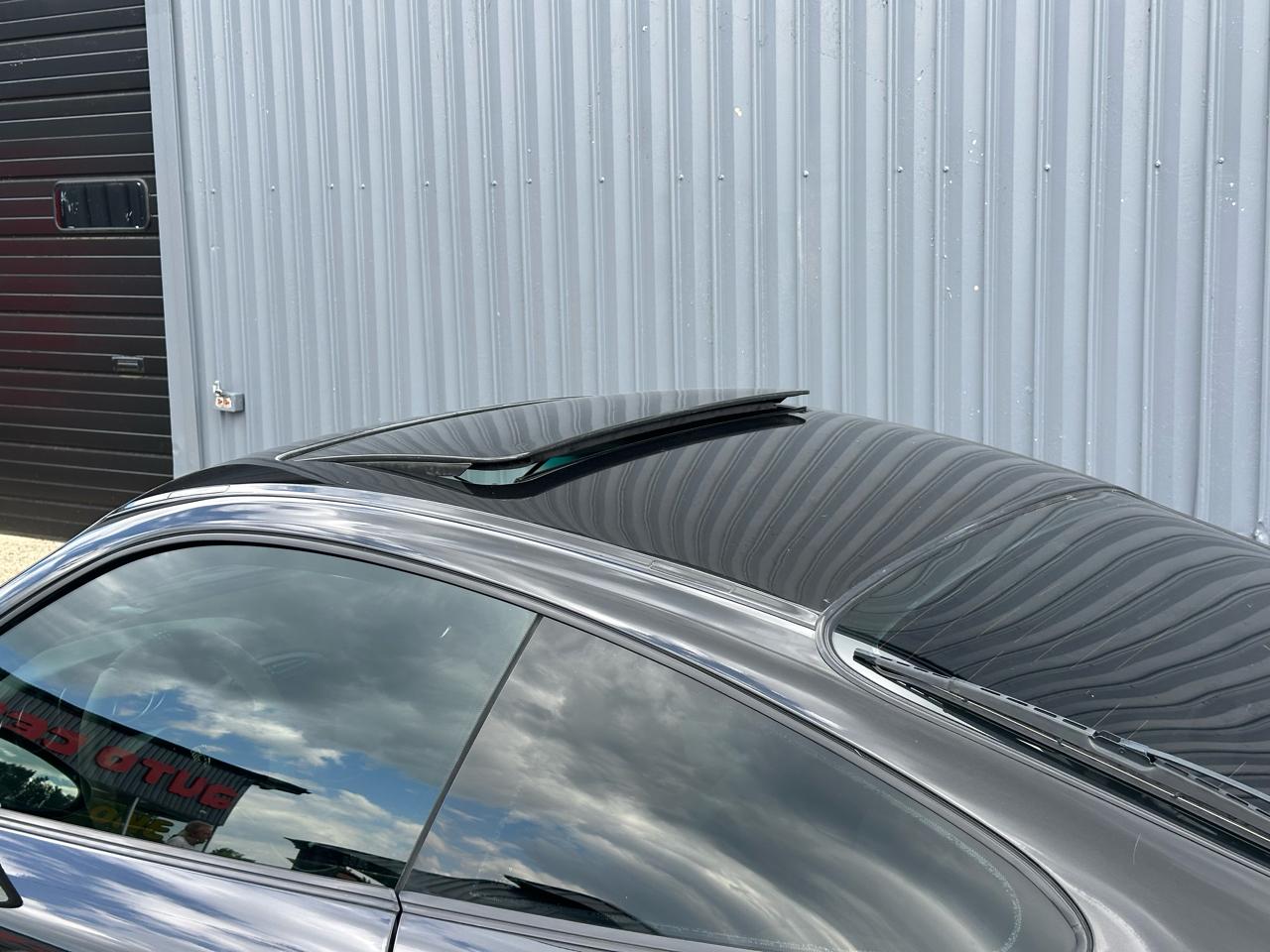 Porsche 911 Carrera 2dr Carrera 4 Cpe 6-Spd Manual 2001