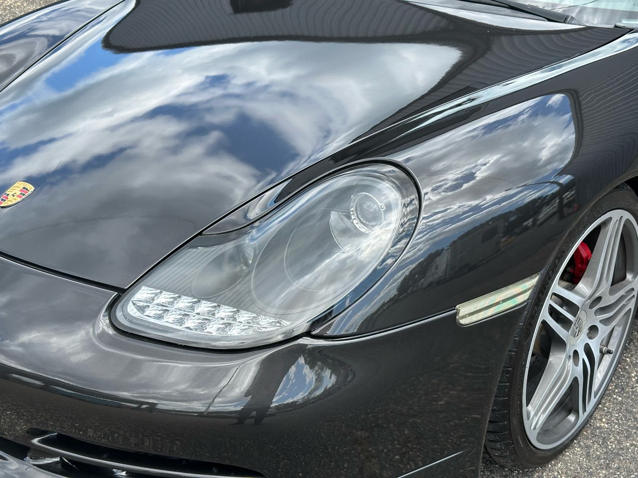 Porsche 911 Carrera 2dr Carrera 4 Cpe 6-Spd Manual 2001