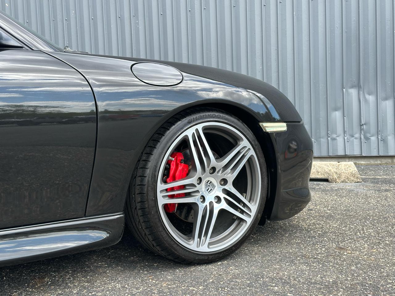 Porsche 911 Carrera 2dr Carrera 4 Cpe 6-Spd Manual 2001