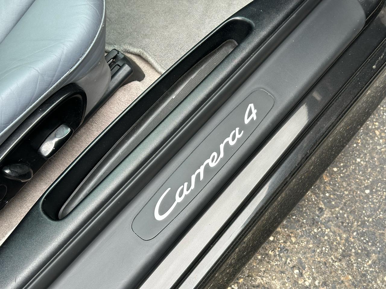 Porsche 911 Carrera 2dr Carrera 4 Cpe 6-Spd Manual 2001