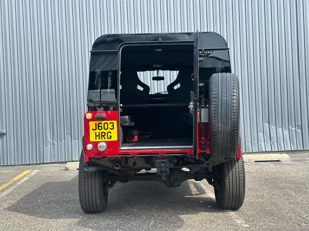 Land Rover Defender 90 Wagon 1991