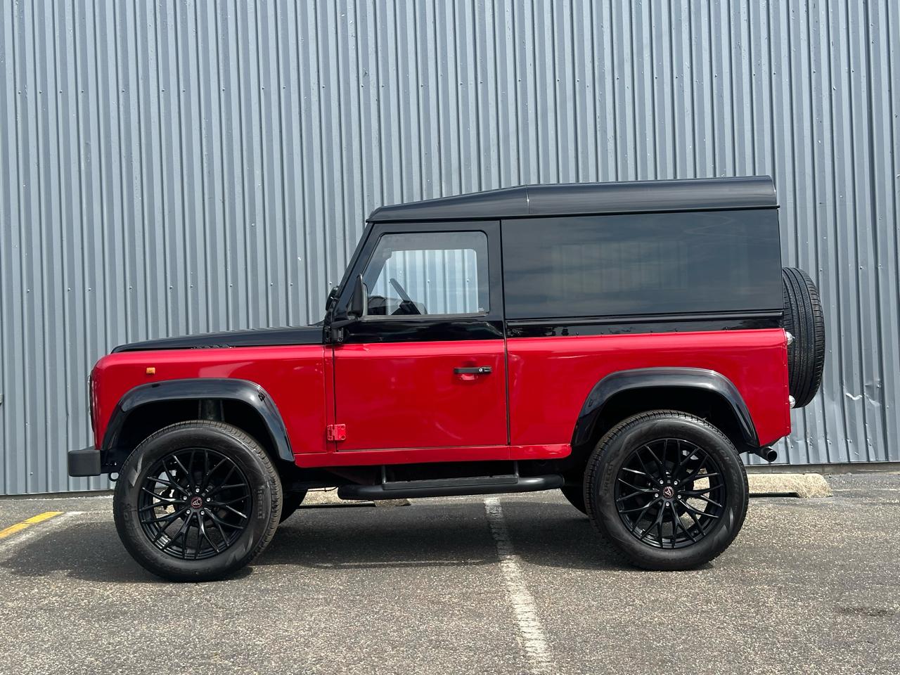 Land Rover Defender 90 Wagon 1991