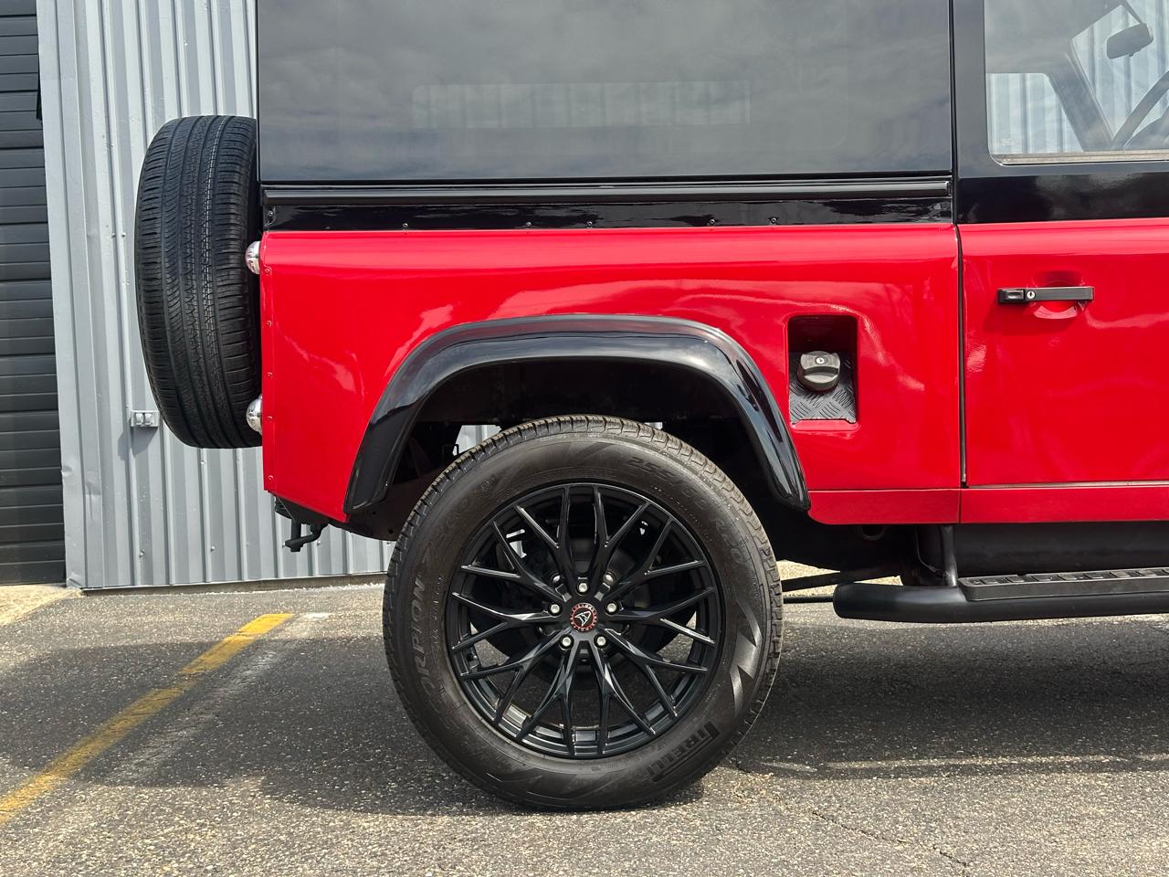 Land Rover Defender 90 Wagon 1991