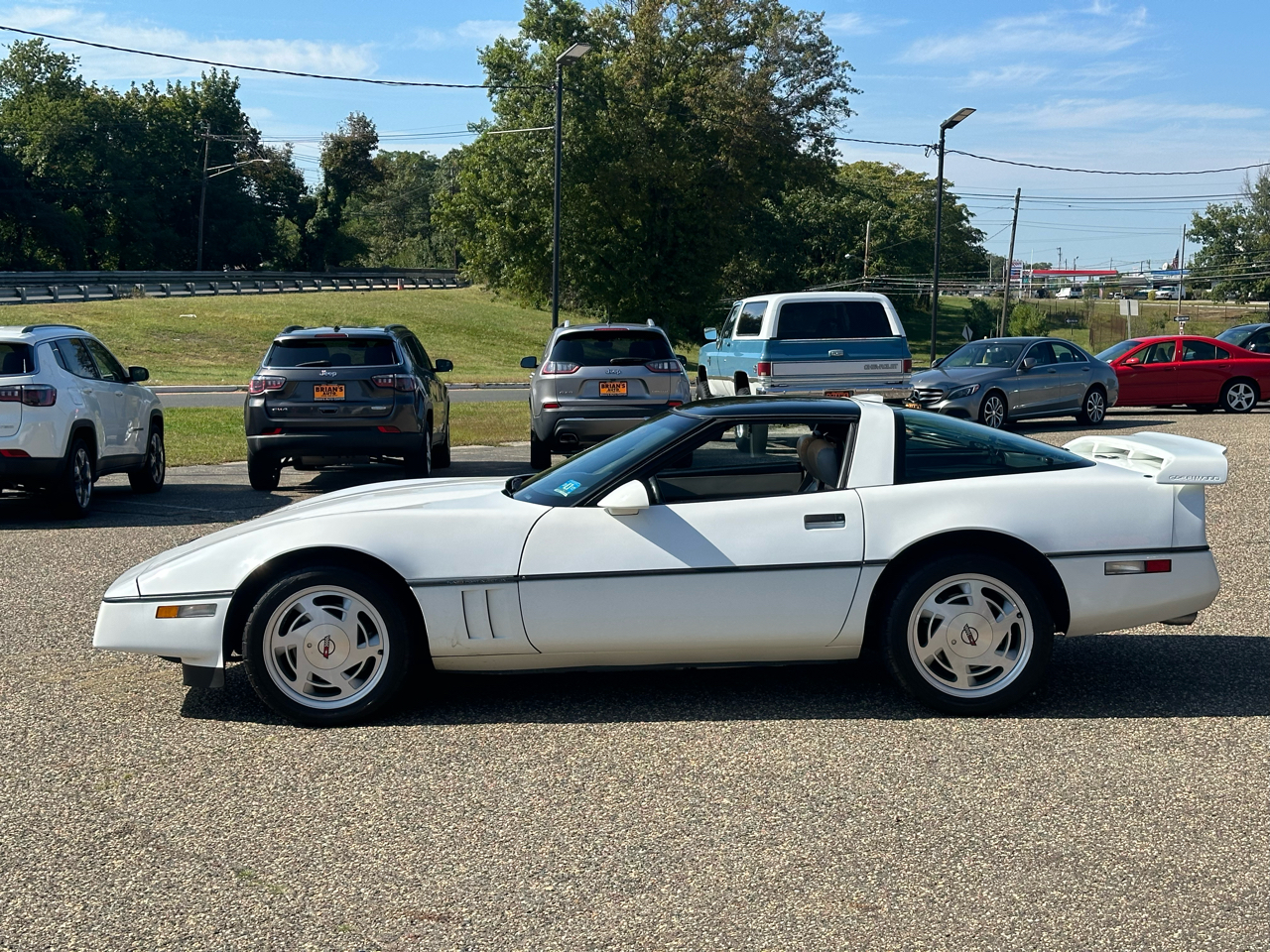 Chevrolet Corvette 2dr Coupe Hatchback 1989 Chevrolet Corvette 2dr Coupe Hatchback 1989