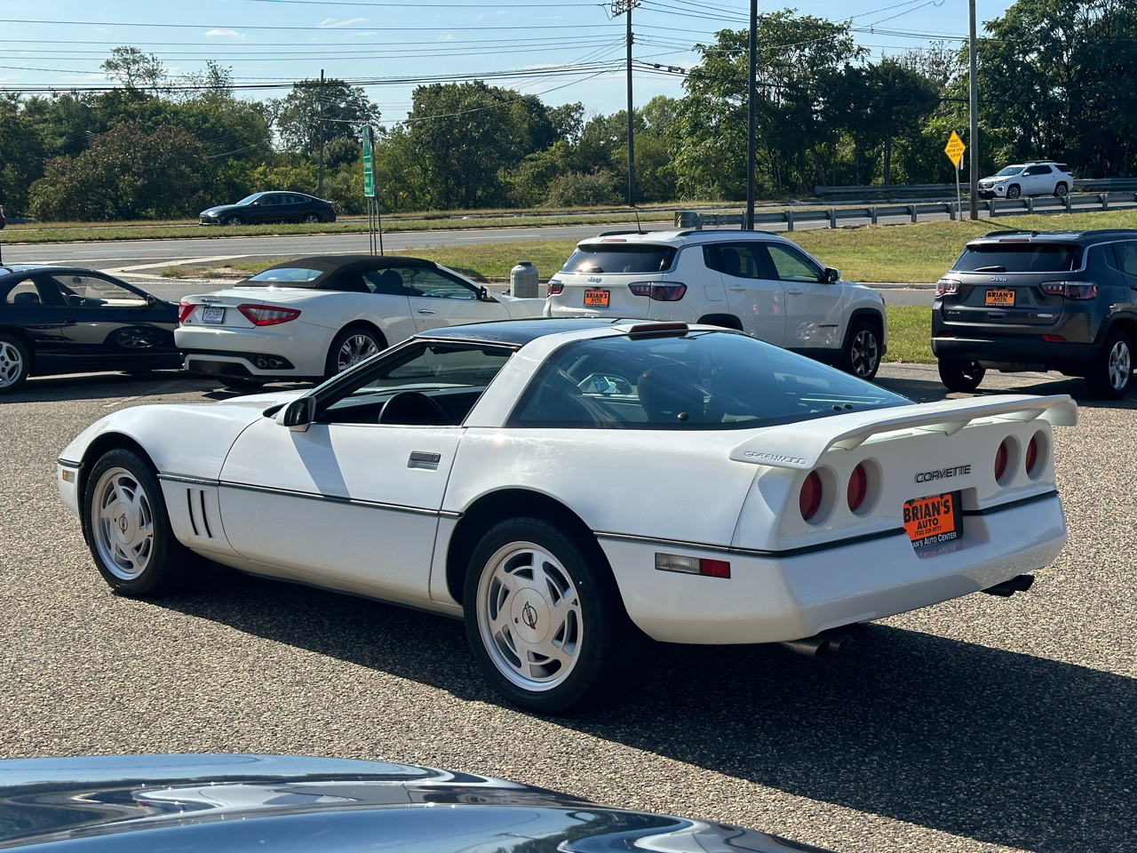 Chevrolet Corvette 2dr Coupe Hatchback 1989 Chevrolet Corvette 2dr Coupe Hatchback 1989