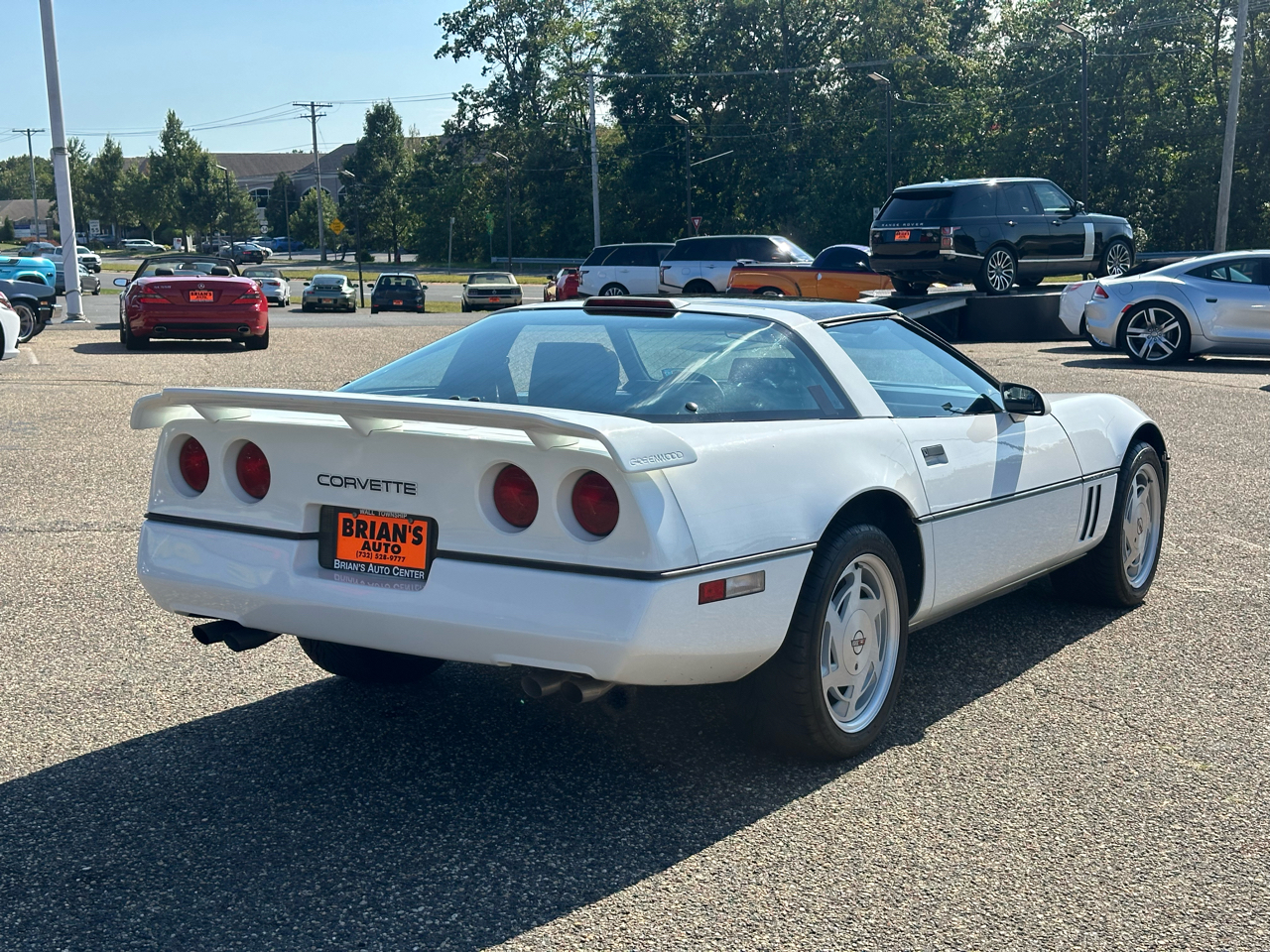 Chevrolet Corvette 2dr Coupe Hatchback 1989 Chevrolet Corvette 2dr Coupe Hatchback 1989