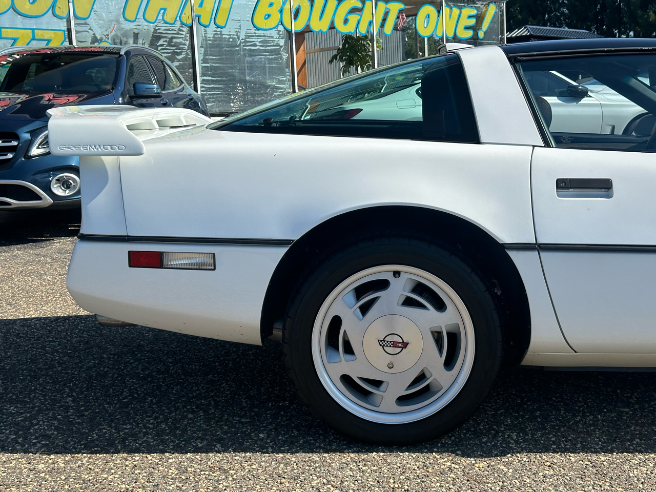 Chevrolet Corvette 2dr Coupe Hatchback 1989 Chevrolet Corvette 2dr Coupe Hatchback 1989