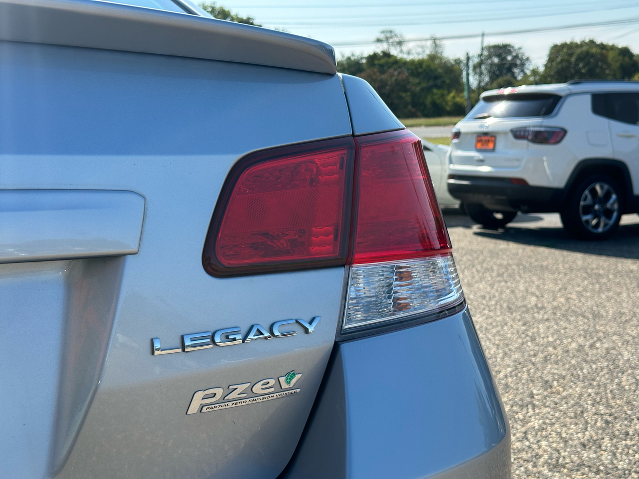 Subaru Legacy 4dr Sdn H4 Auto 2.5i Limited 2012 Subaru Legacy 4dr Sdn H4 Auto 2.5i Limited 2012