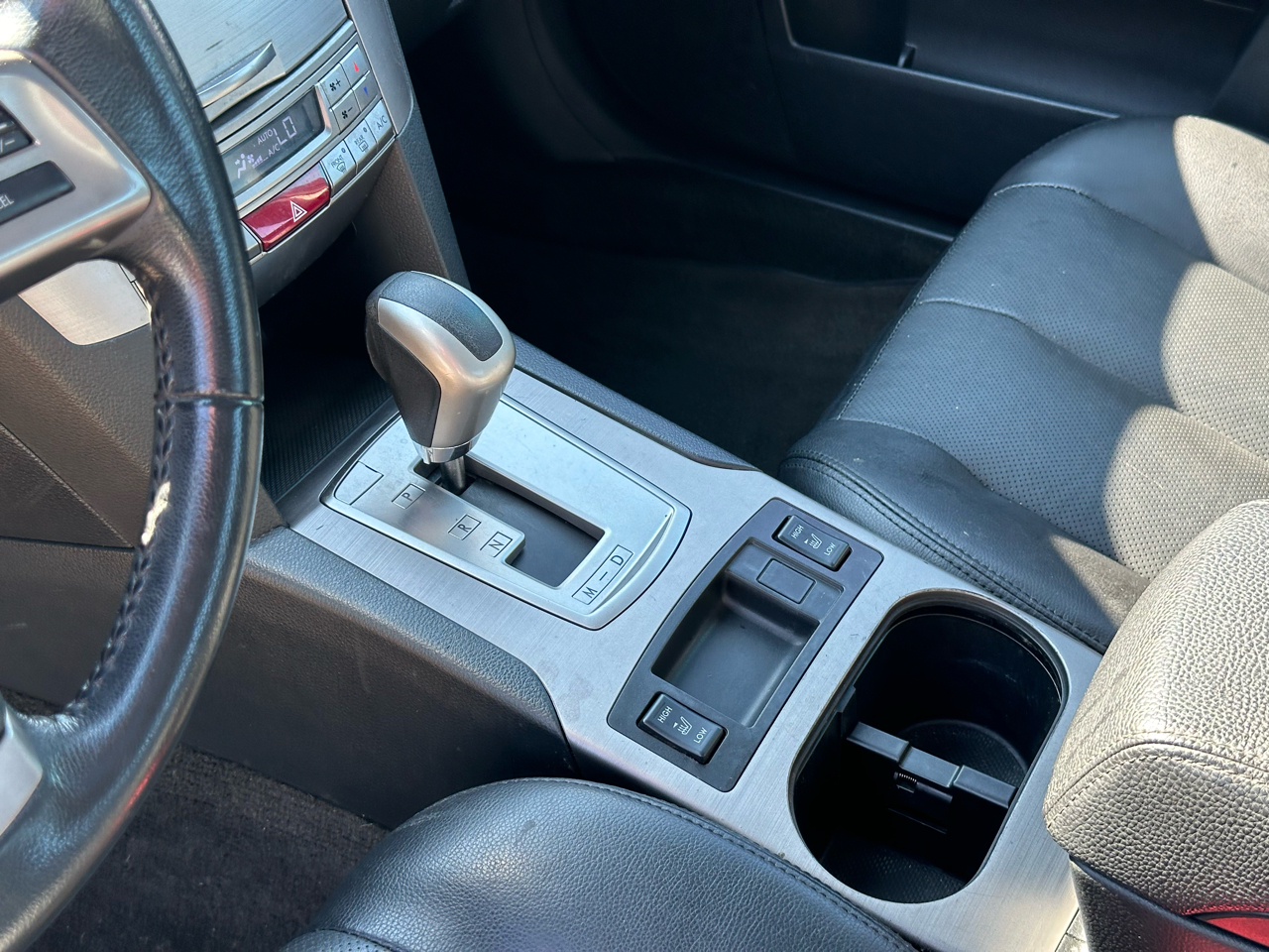 Subaru Legacy 4dr Sdn H4 Auto 2.5i Limited 2012 Subaru Legacy 4dr Sdn H4 Auto 2.5i Limited 2012