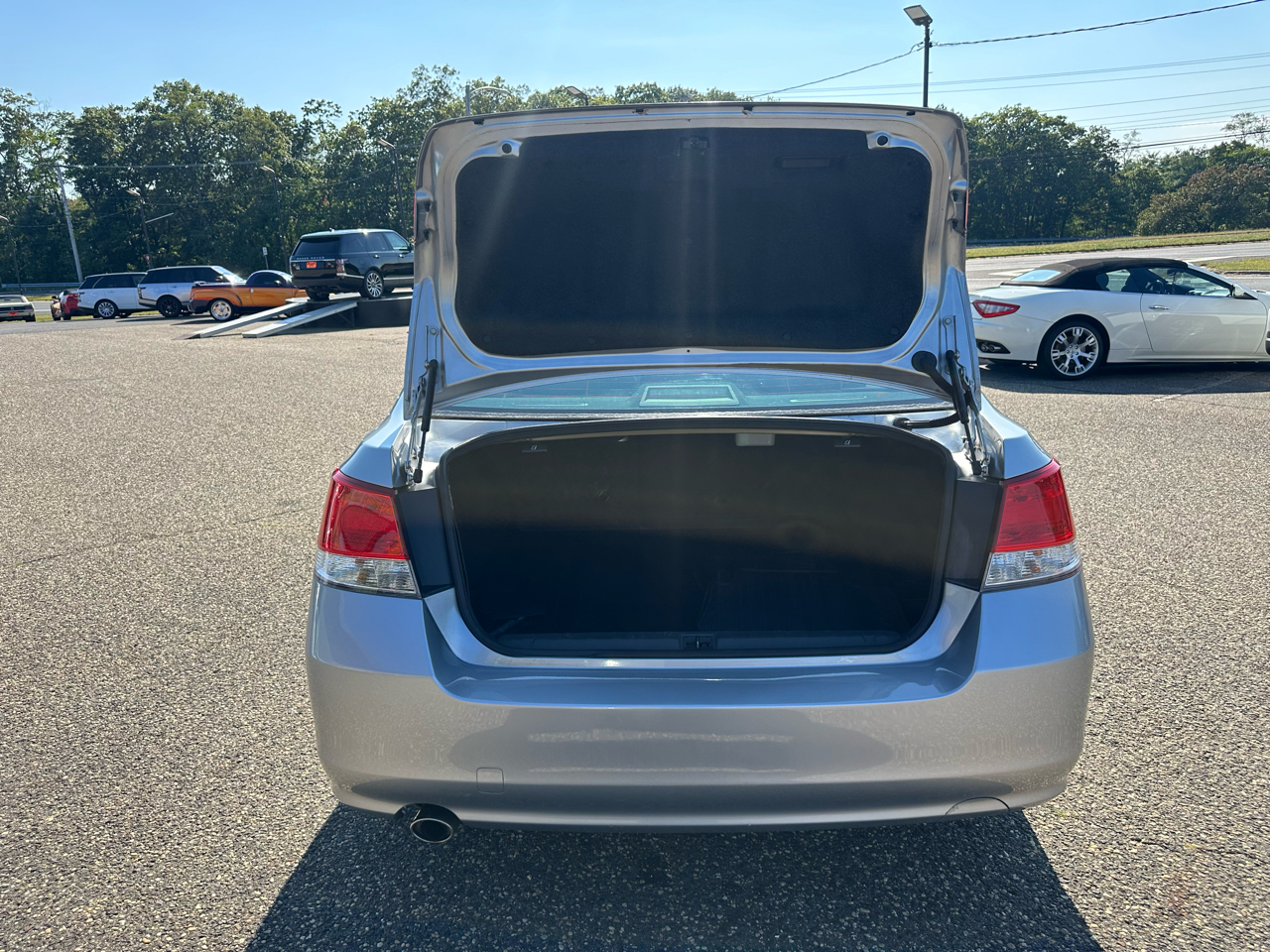 Subaru Legacy 4dr Sdn H4 Auto 2.5i Limited 2012 Subaru Legacy 4dr Sdn H4 Auto 2.5i Limited 2012