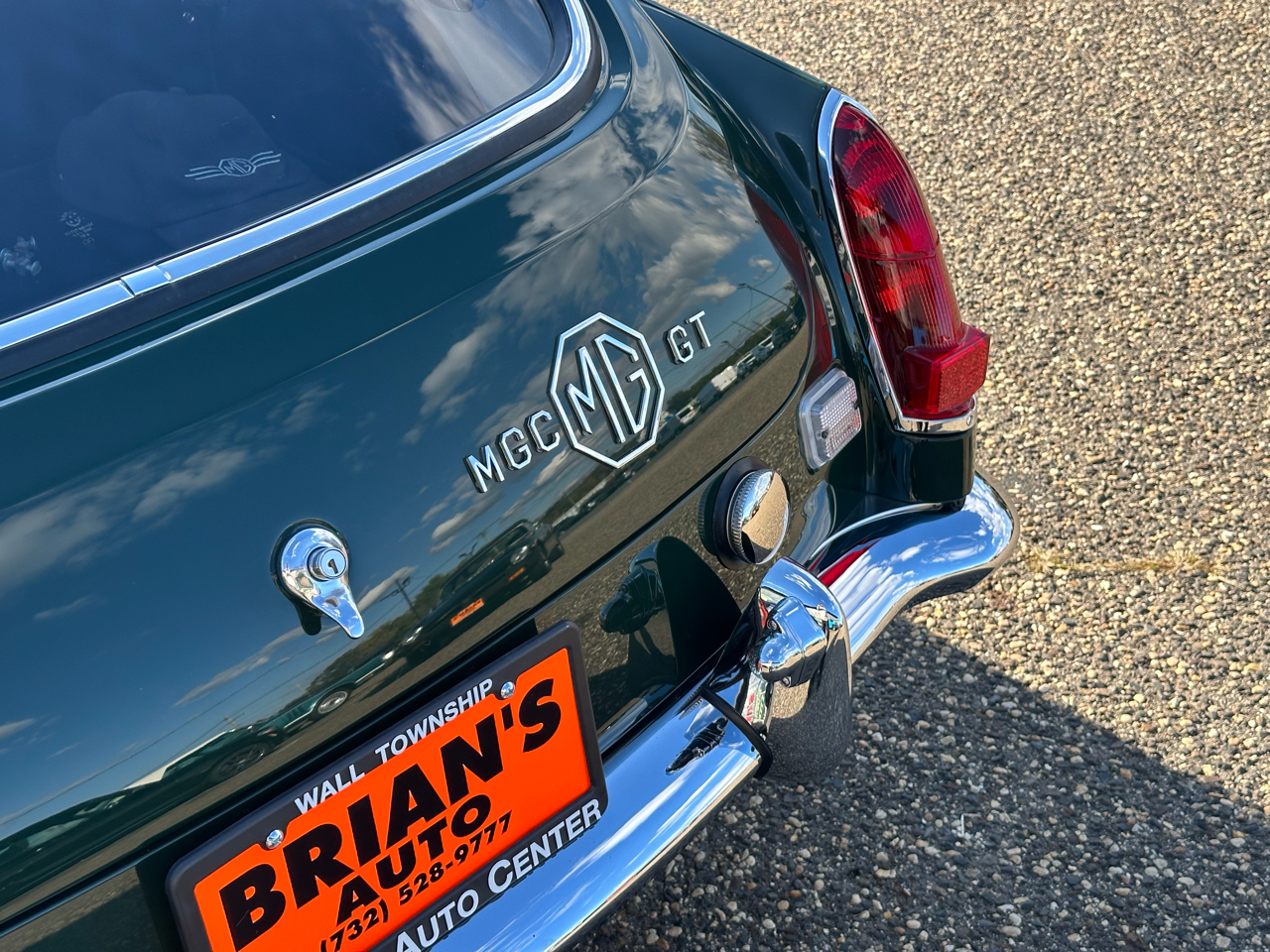 MG MGC GT  1969 MG MGC GT  1969