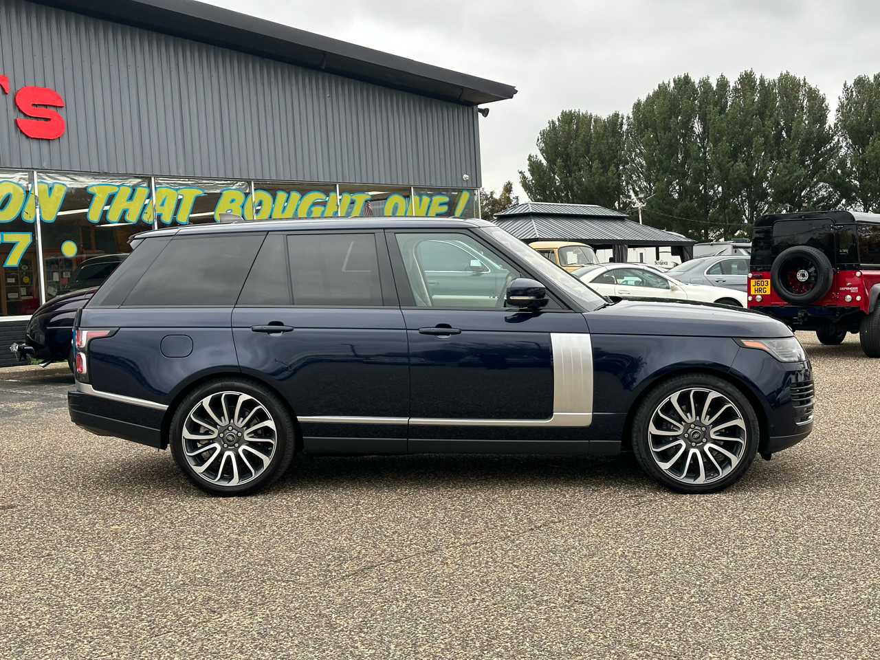 Land Rover Range Rover HSE SWB 2020 Land Rover Range Rover HSE SWB 2020