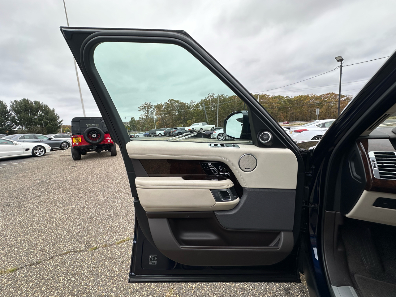 Land Rover Range Rover HSE SWB 2020 Land Rover Range Rover HSE SWB 2020