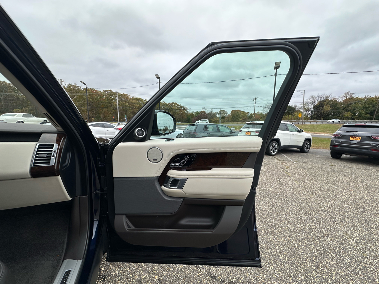 Land Rover Range Rover HSE SWB 2020 Land Rover Range Rover HSE SWB 2020