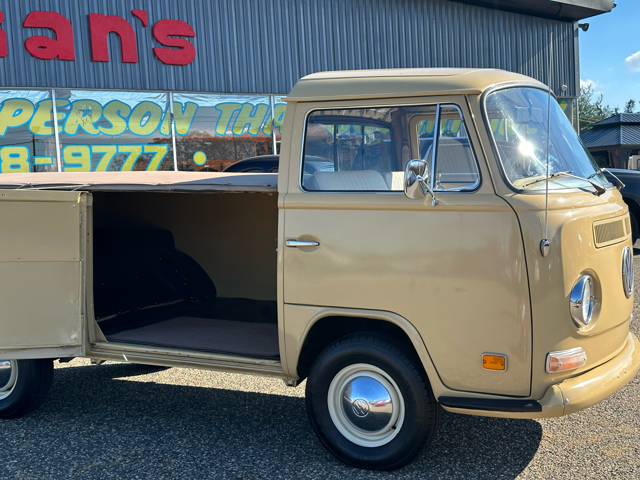 Volkswagen Bus  1969