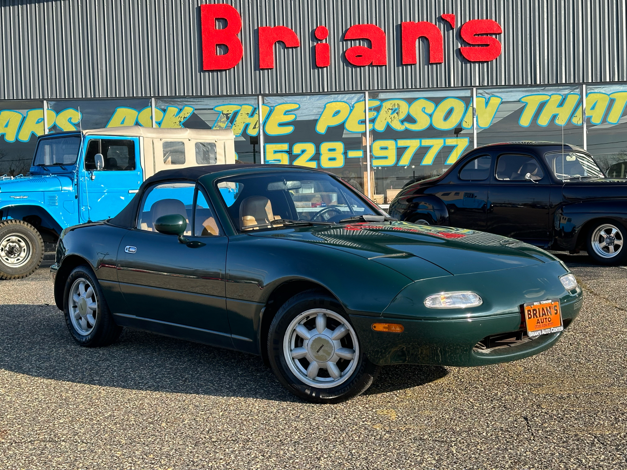 Mazda MX-5 Miata 2dr Convertible Special Edition 5-Spd 1991