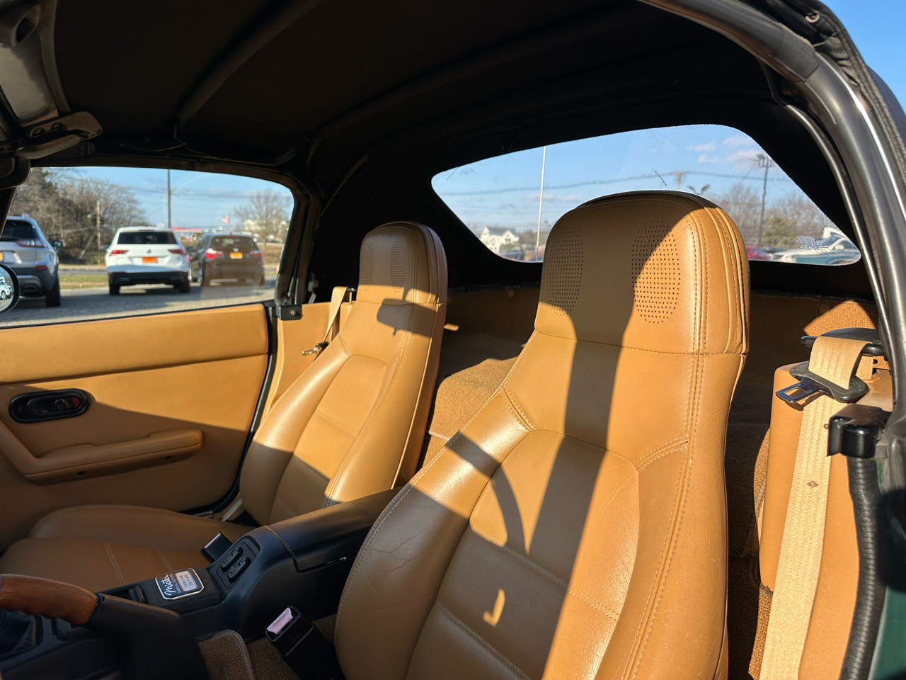 Mazda MX-5 Miata 2dr Convertible Special Edition 5-Spd 1991