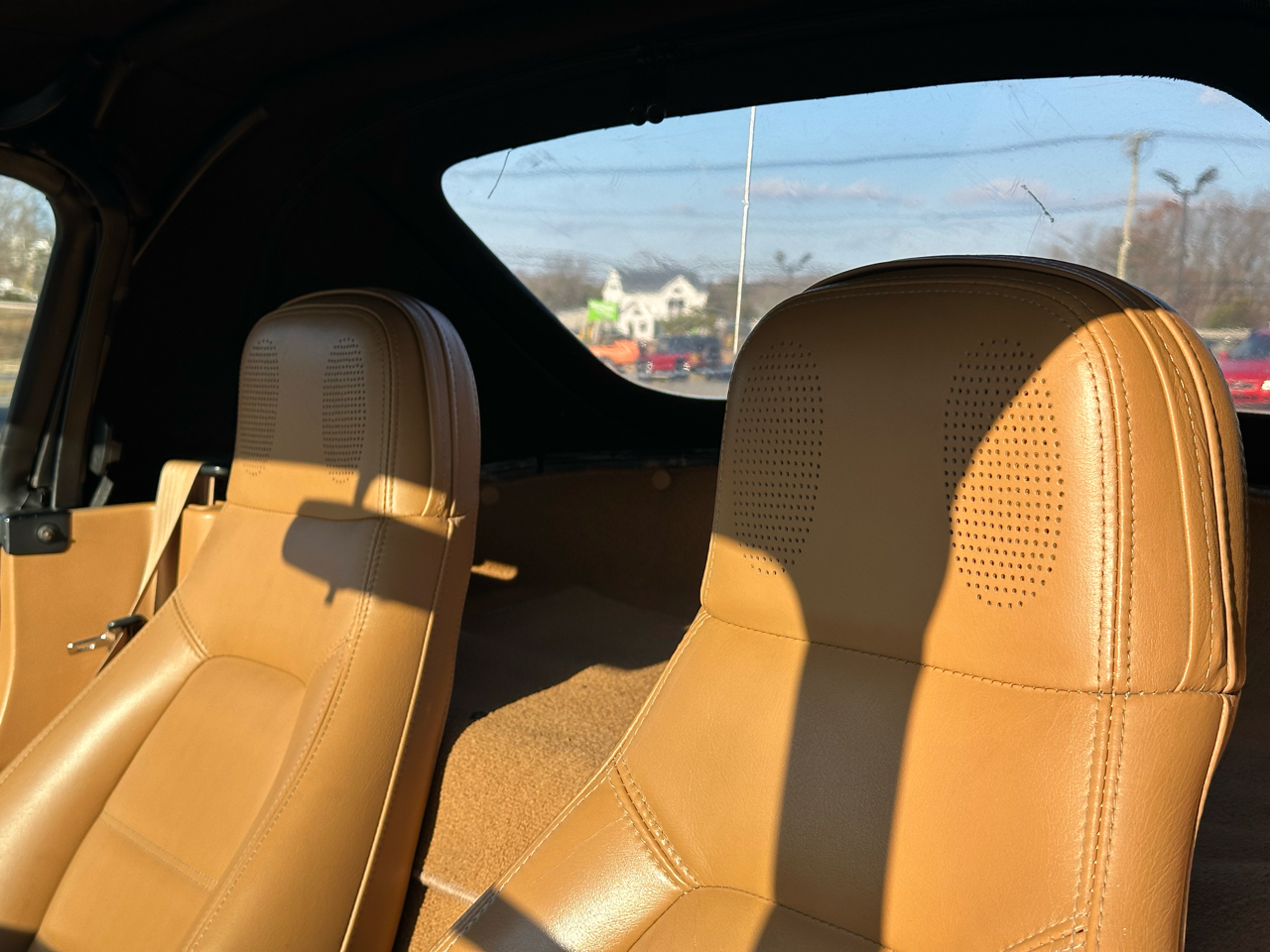 Mazda MX-5 Miata 2dr Convertible Special Edition 5-Spd 1991