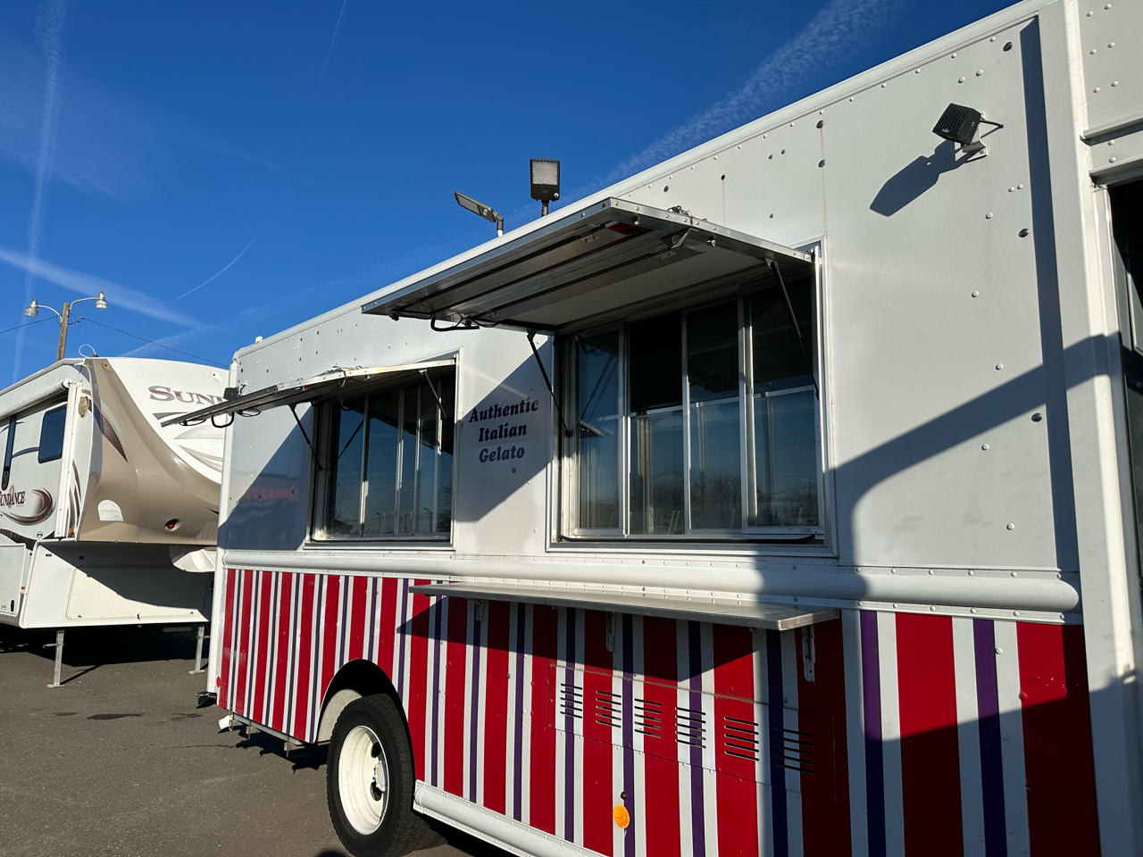 Ford F-59 Commercial Stripped Chassis 158" WB 2018