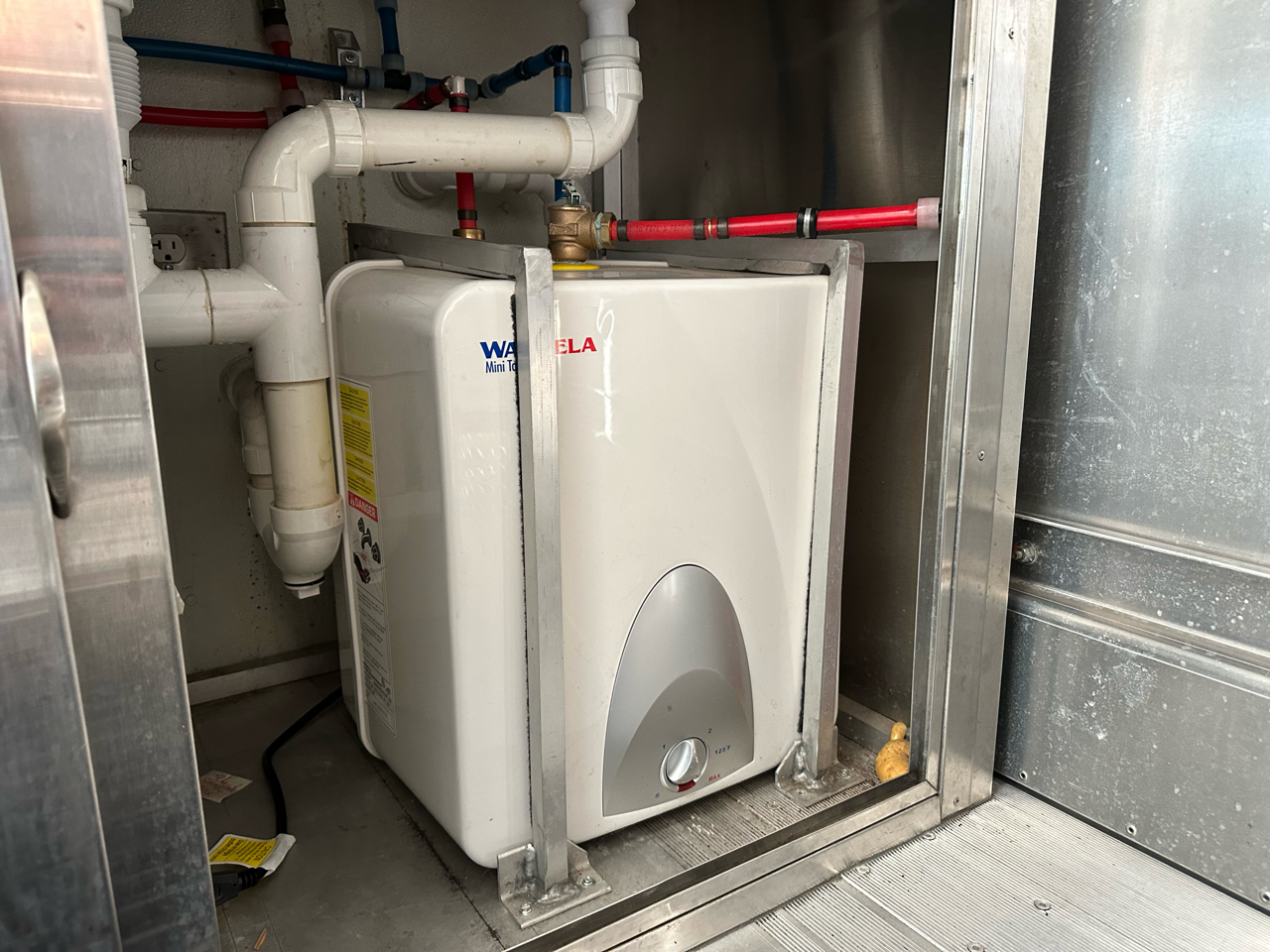 Ford F-59 Commercial Stripped Chassis 158" WB 2018