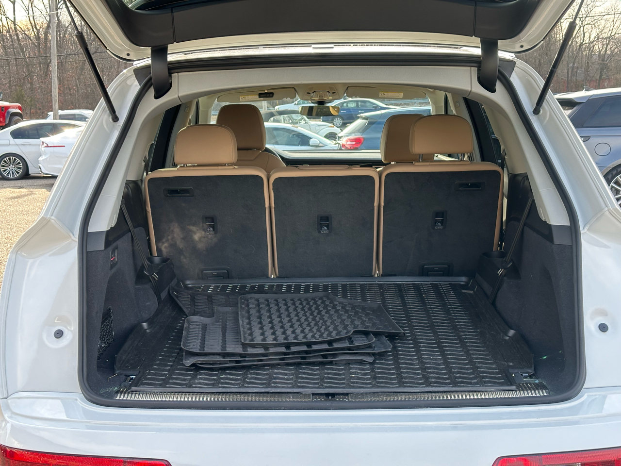 Audi Q7 Premium Plus 45 TFSI quattro 2025